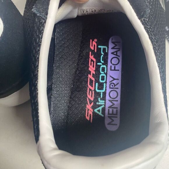 SKECHERS Women’s Air Cooled Memory Foam Black & White Lite Weight Athletic Shoes - Picture 6 of 12